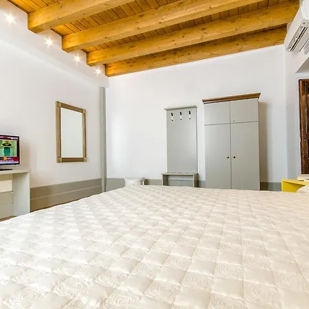 Santacroce Abruzzo * Sulmona